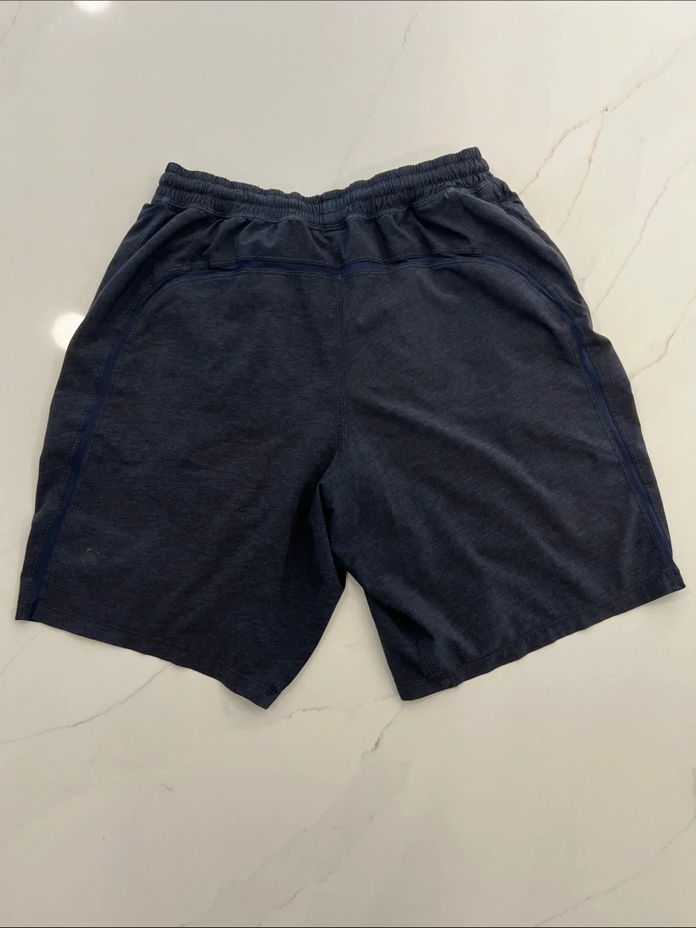 Lululemon Men's Elastic Waist Lined Performance Shorts, Medium - Picture 5 of 5